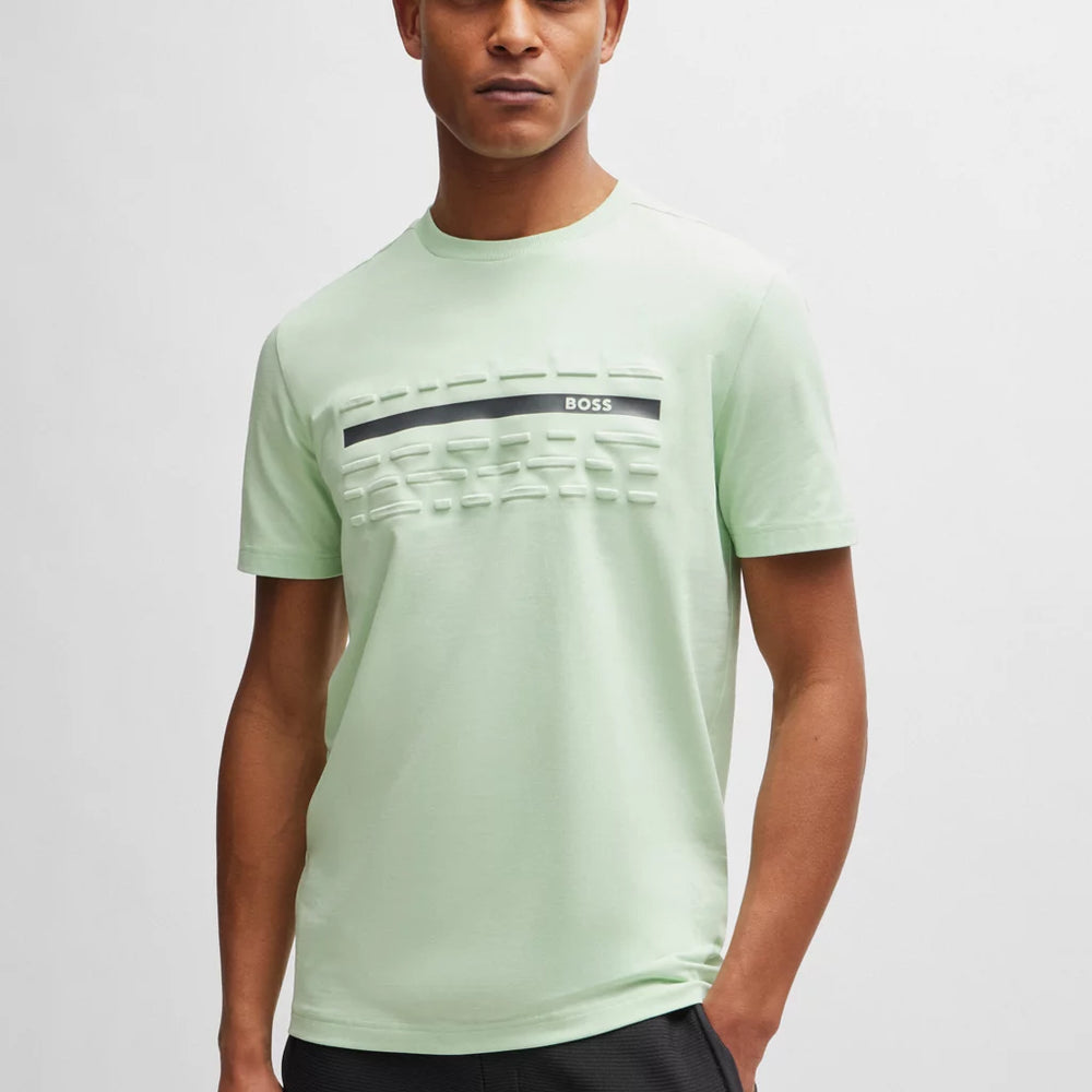 
                      
                        T-Shirt Hugo Boss de couleur Vert
                      
                    