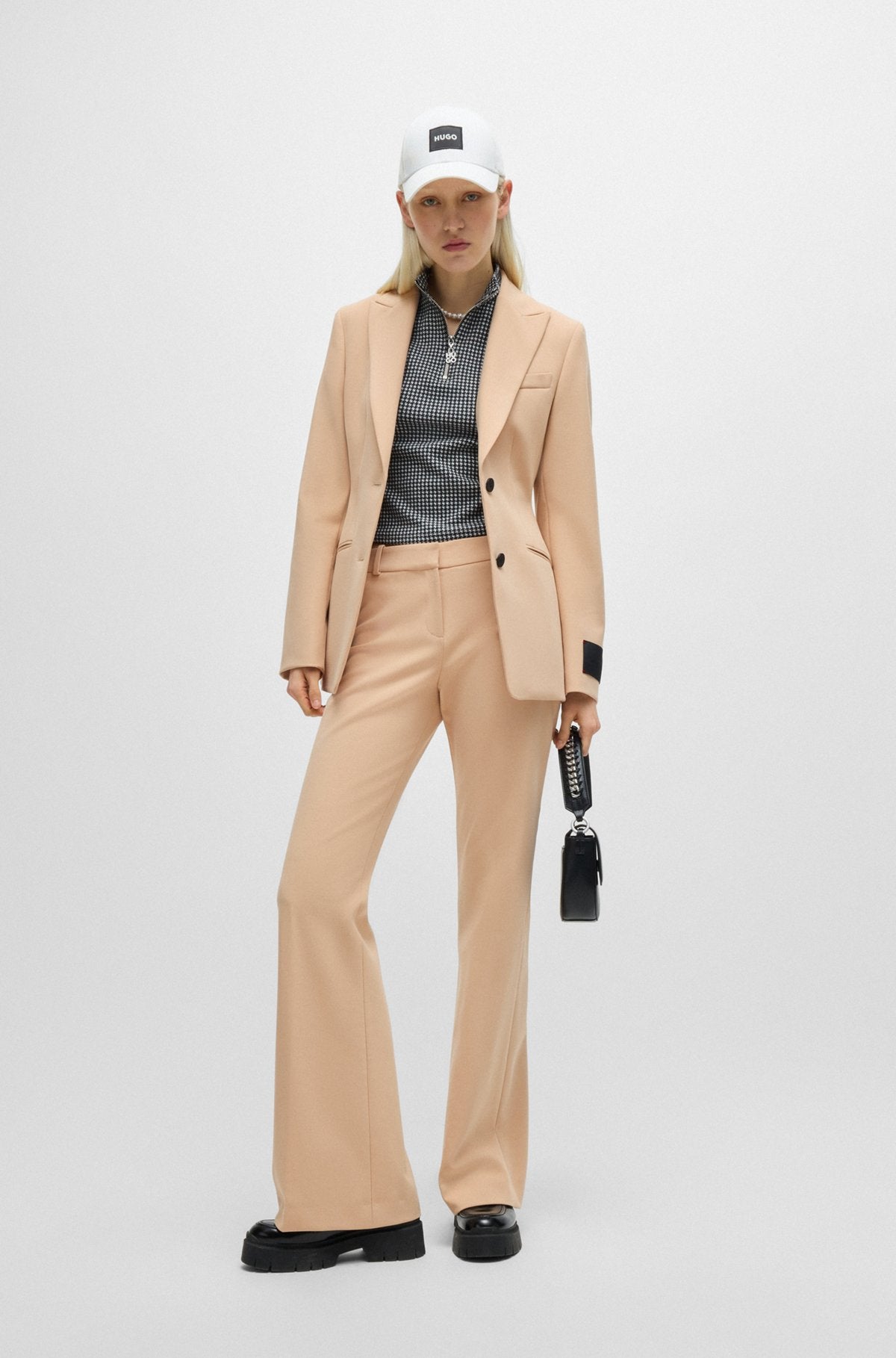 Pantalon Hugo Boss de couleur Beige