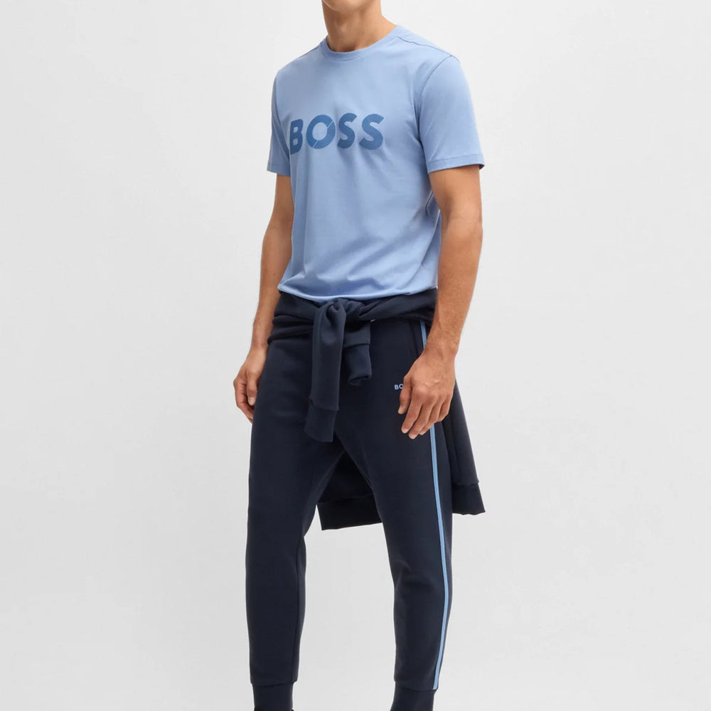 
                      
                        T-Shirt Boss de couleur Bleu
                      
                    