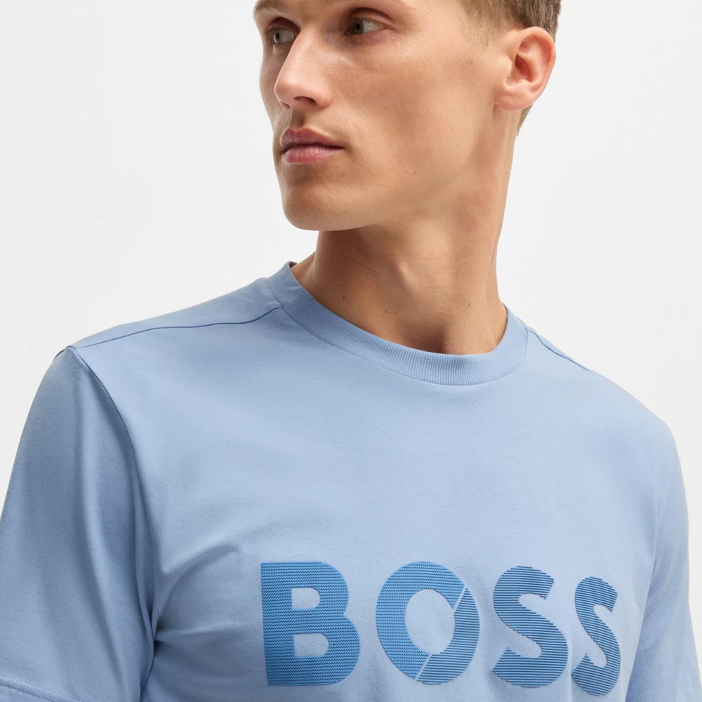 
                      
                        T-Shirt Boss de couleur Bleu
                      
                    