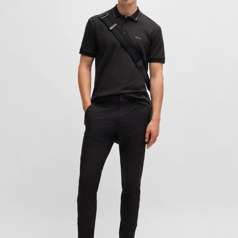 
                      
                        Polo Boss de couleur Noir
                      
                    