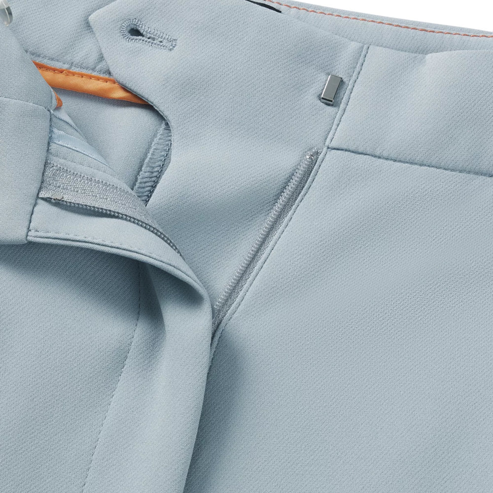 
                      
                        Pantalon Boss de couleur Bleu
                      
                    