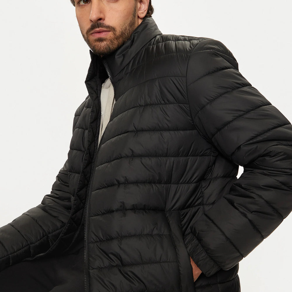 
                      
                        Manteau Hugo Boss de couleur Noir
                      
                    