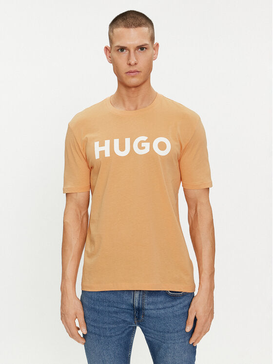 
                      
                        Hugo Boss T-Shirt in Orange color
                      
                    