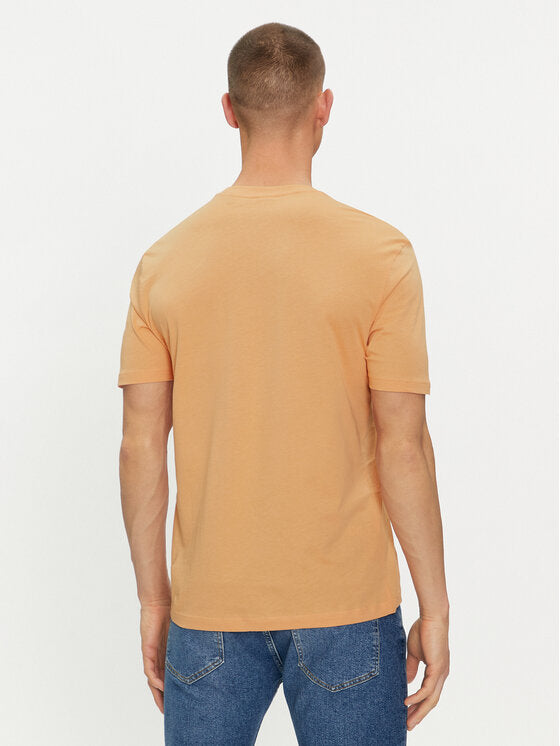 
                      
                        Hugo Boss T-Shirt in Orange color
                      
                    