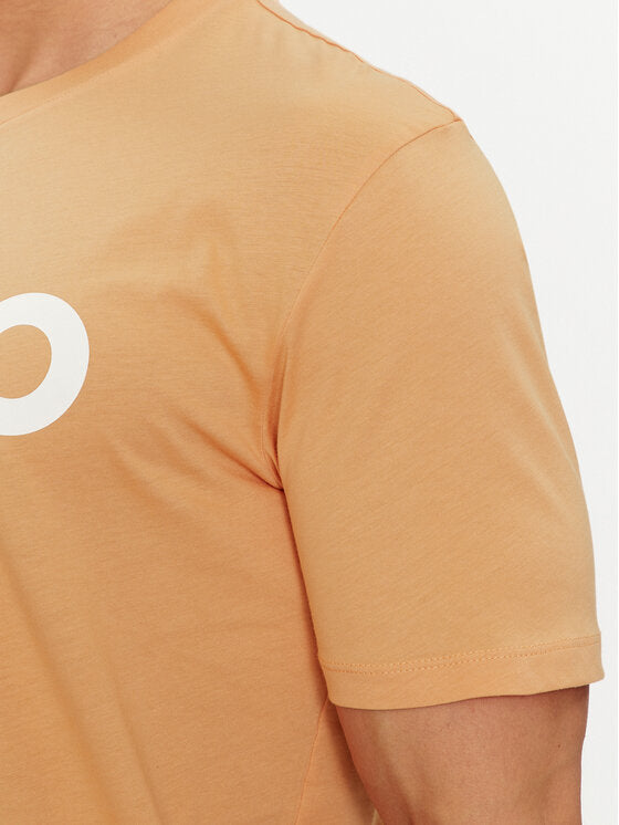 
                      
                        Hugo Boss T-Shirt in Orange color
                      
                    