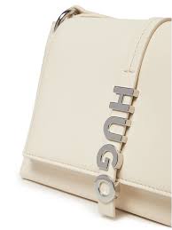 
                      
                        Sac Hugo de couleur Blanc
                      
                    