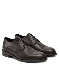 
                      
                        Souliers Boss de couleur Noir
                      
                    