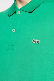 
                      
                        Polo Lacoste de couleur vert
                      
                    