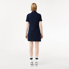 
                      
                        Robe Lacoste de couleur Marine
                      
                    