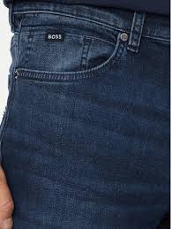 
                      
                        Pantalon Hugo Boss de couleur Denim
                      
                    