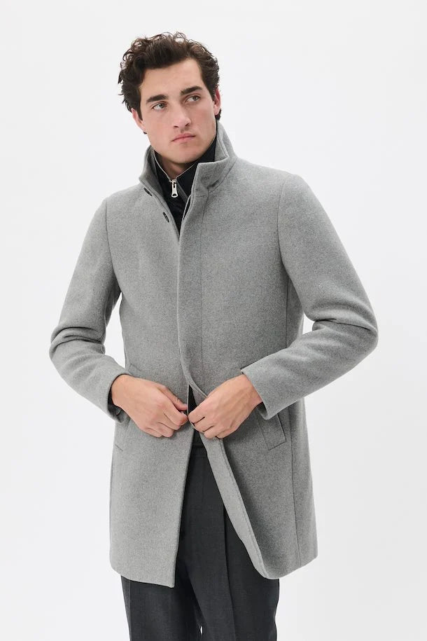 
                      
                        Manteau Matinique de couleur Gris Pals
                      
                    