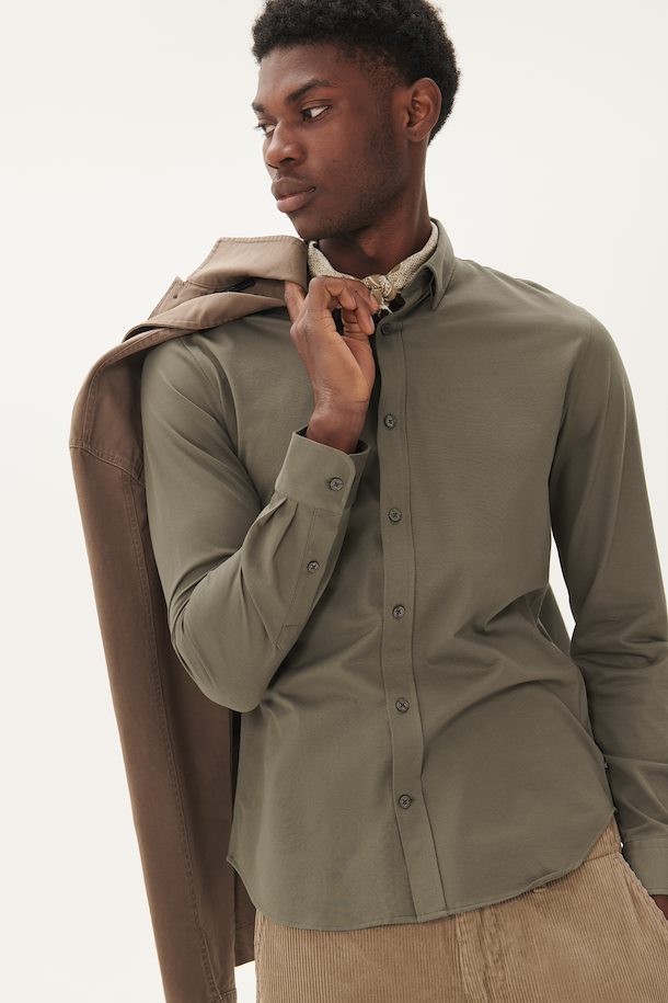 
                      
                        Chemise À Manches Longues Matinique de couleur Taupe
                      
                    