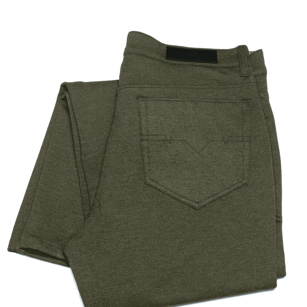 
                      
                        PANTALON | Winchester, Olive - AU NOIR
                      
                    