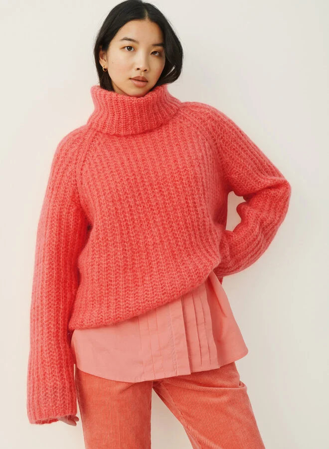 Camryn Part Two sweater in Coral color