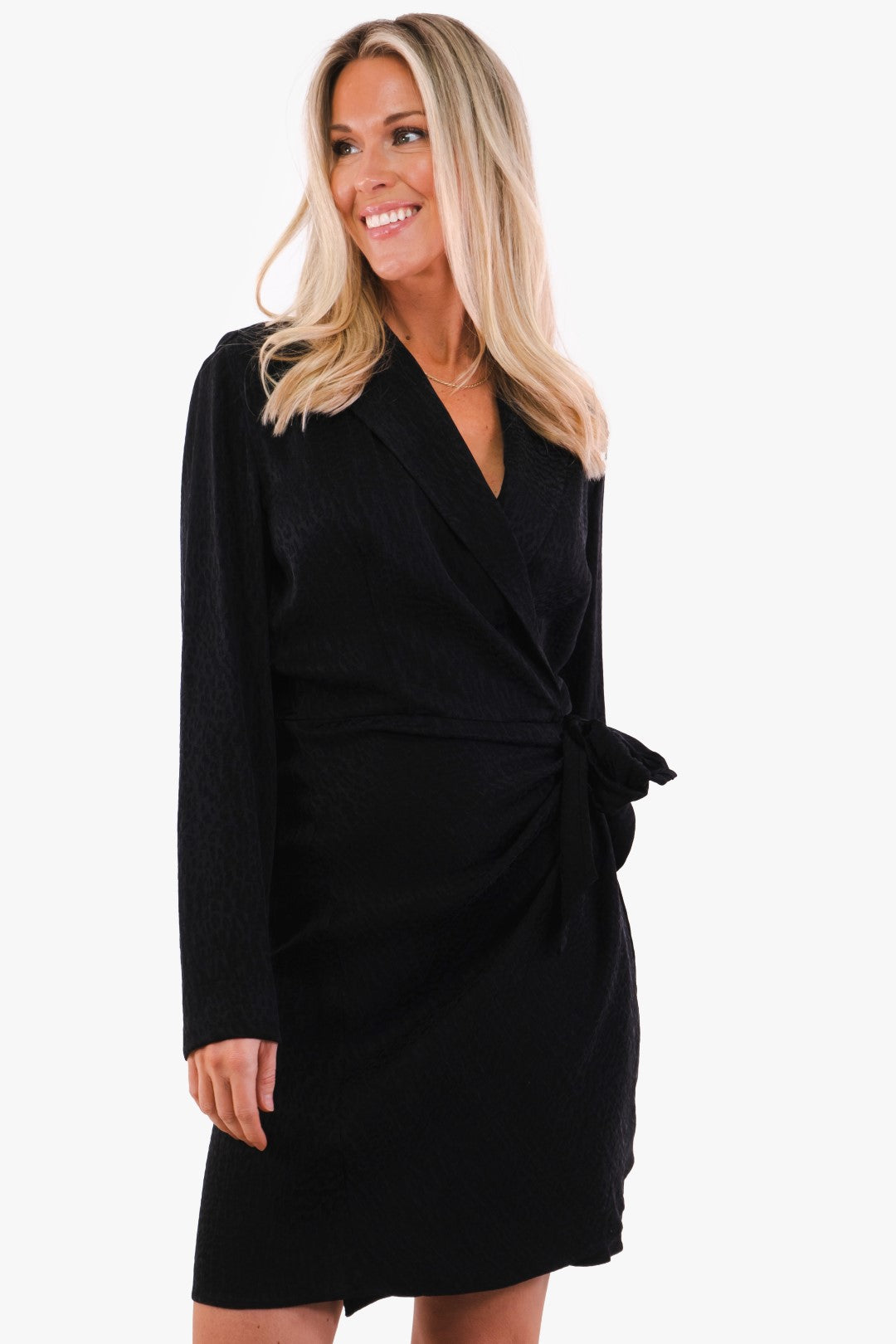 Robe Hugo Boss de couleur Noir