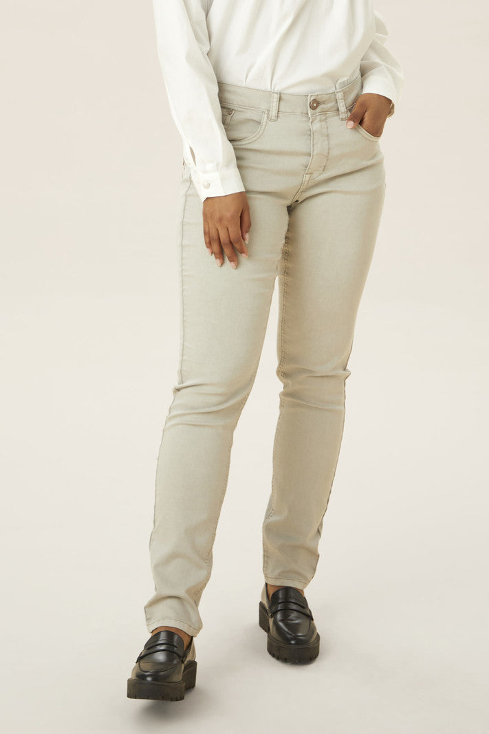 Pantalon 7/8 Cream de couleur Beige