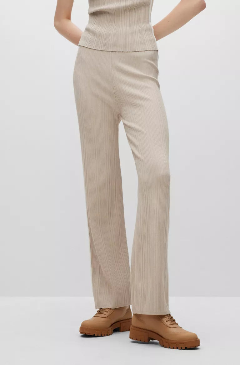 Hugo Boss pants in Pale Beige color